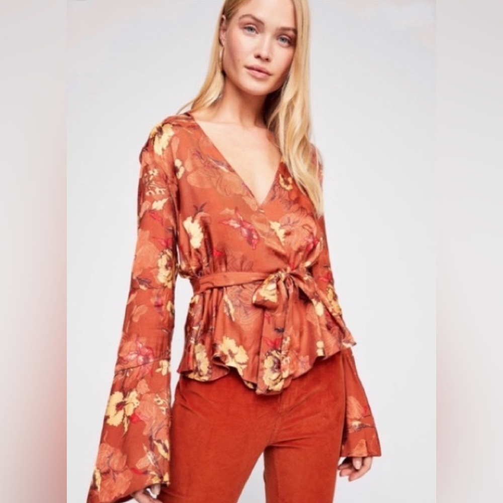 FREE PEOPLE • Sabrina Wrap Jacket Floral Print
